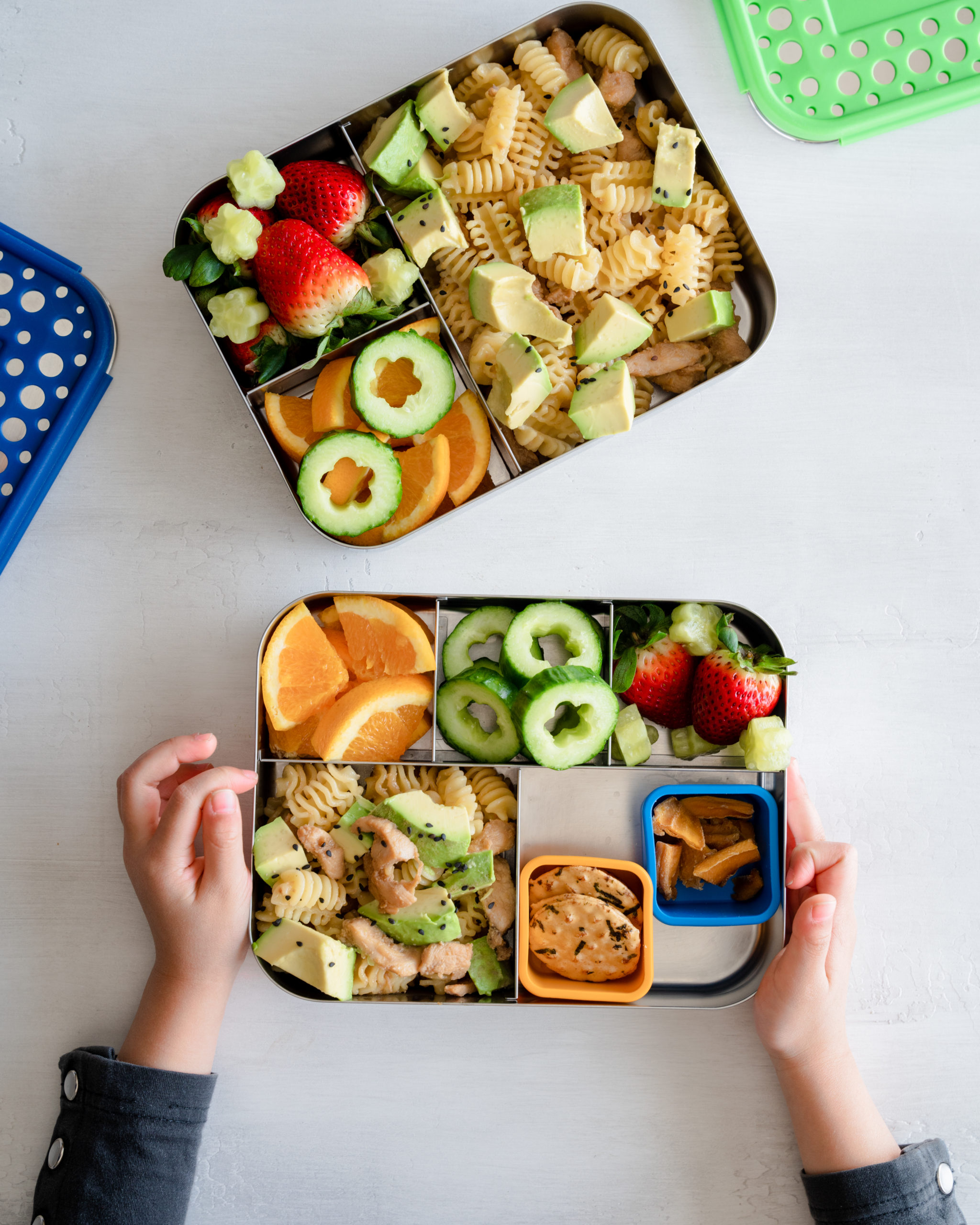 Avo and chicken pasta