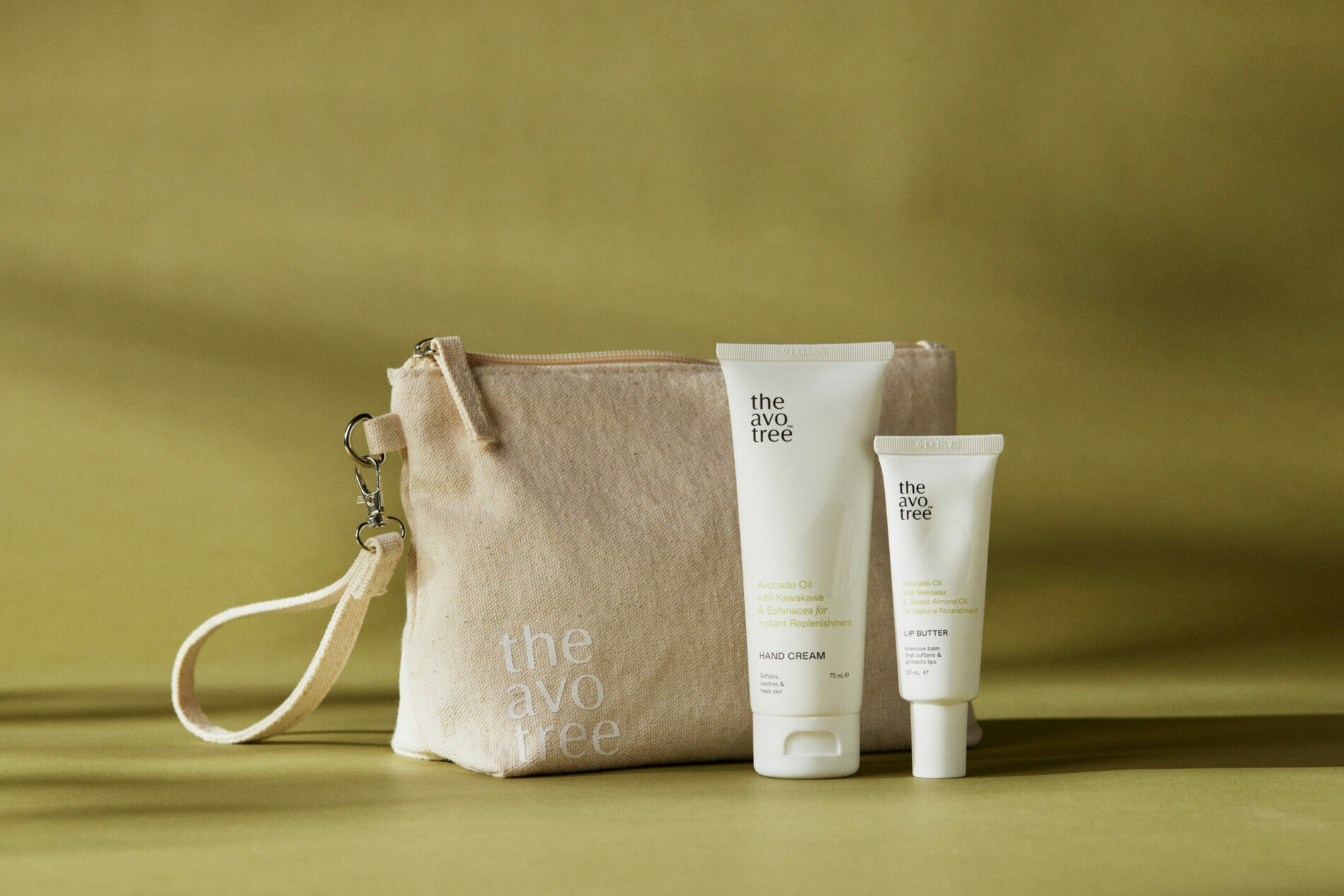 The Helping Hand Skincare Bundle