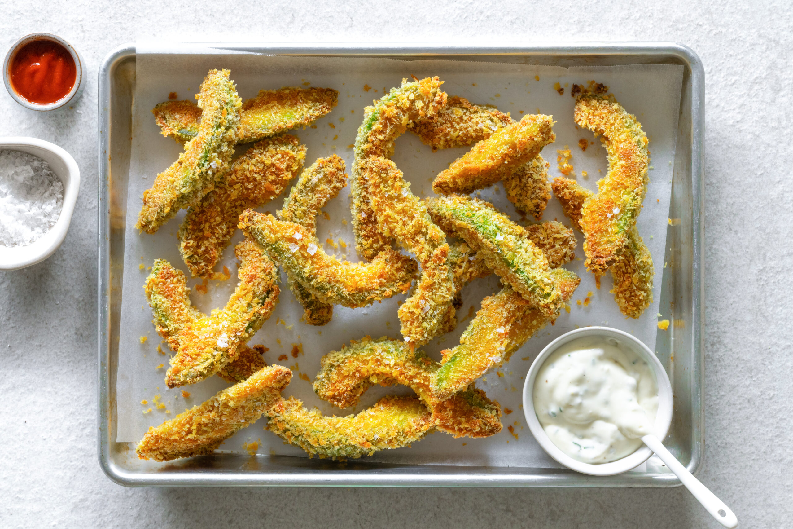 Crunchy Avo Chips w Jalapeno Mayo